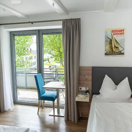Mediterra Hotel 2*